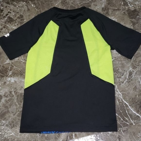 Champion 🎯 Boy's Size 4/5 - Picture 3 of 3